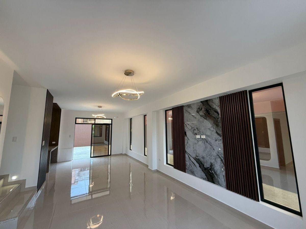 Vivienda en Primera Etapa de Urb. Plaza Asturias — imagen 4