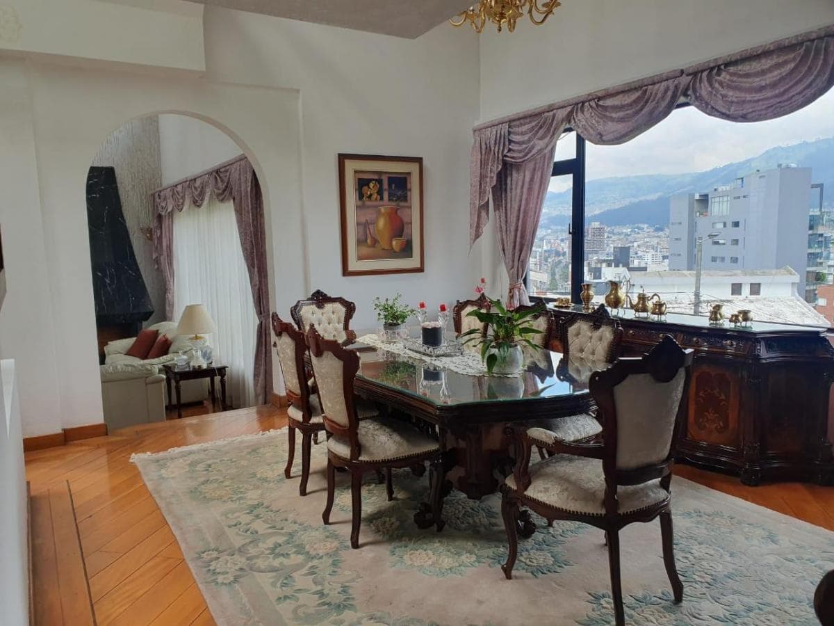 Espectacular Casa, Hermosa Vista, Amplios Espacios Sociales, Jardines, Salas — imagen 5