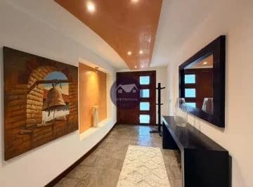 Vendo Espectacular Casa en Lumbisí — imagen 3