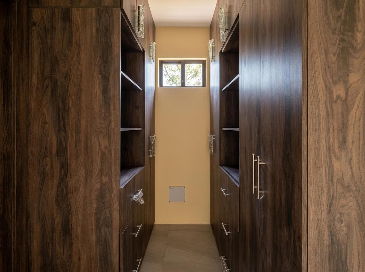 Casa en Venta, 4 Dorm., por Entregar de Estreno - Urb. Portón del Río, Av León Febres Cordero, Guayas — imagen 3