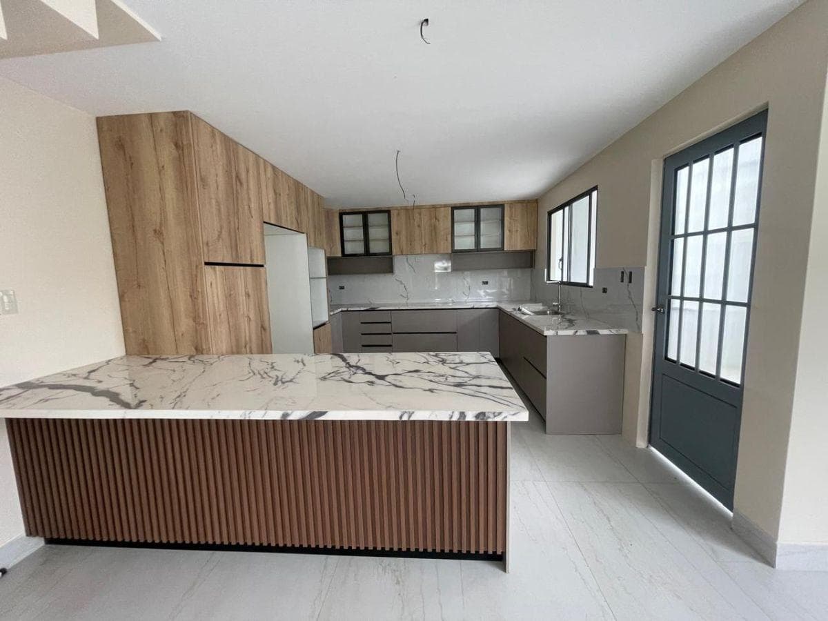Las Cumbres Vendo Casa Moderna de Estreno – Sector Alto, Guayas — imagen 6