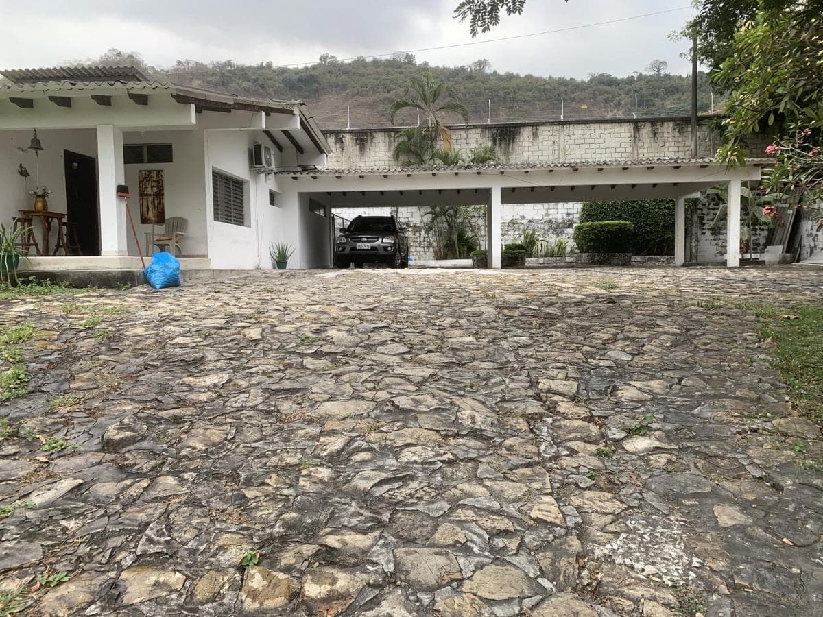 Propiedad de 3500 m Cuadrados en Venta en Ceibos Av del Bombero, Guayas — imagen 4
