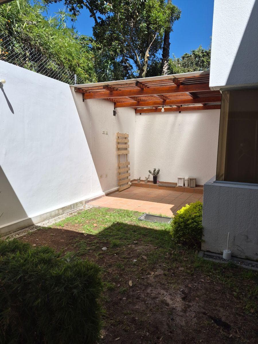 Casa de 280 m² con 3 Dorm. en Venta en Tumbaco Dentro de Conjunto — imagen 4