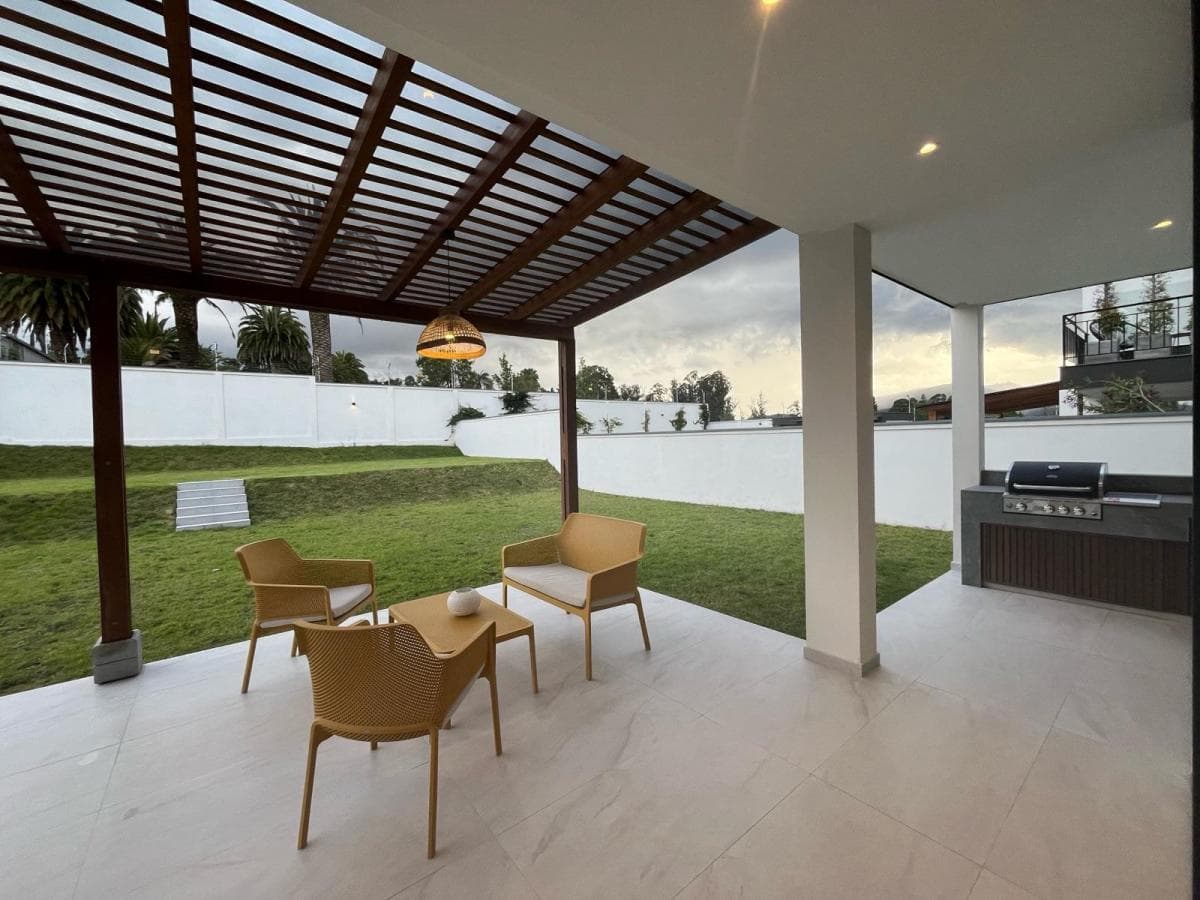 Casa - Puembo — imagen 3