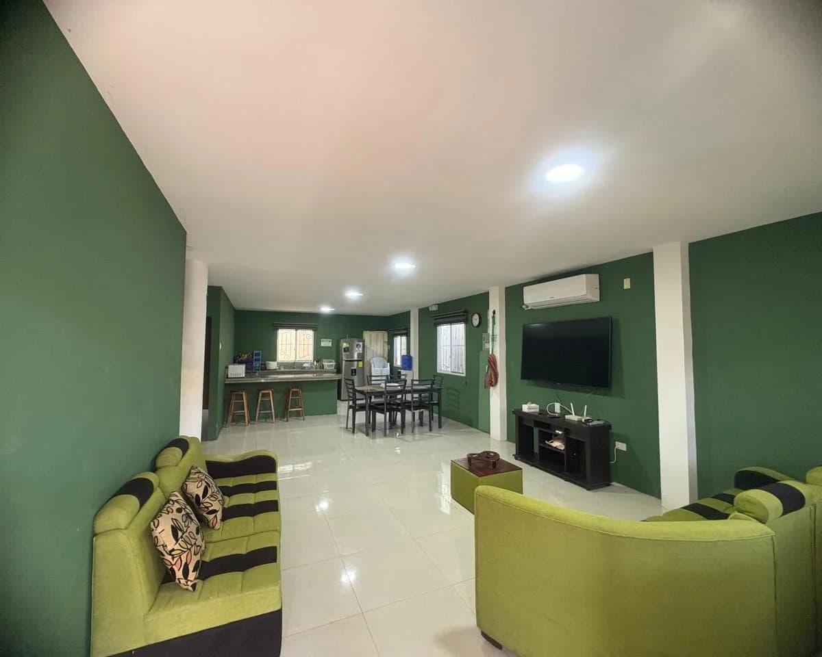Casa 3 Recámaras en Venta, 264 m² de Terreno Sur de Playas, Lotiz. Marina Beach con Salida Al Mar, Guayas — imagen 1
