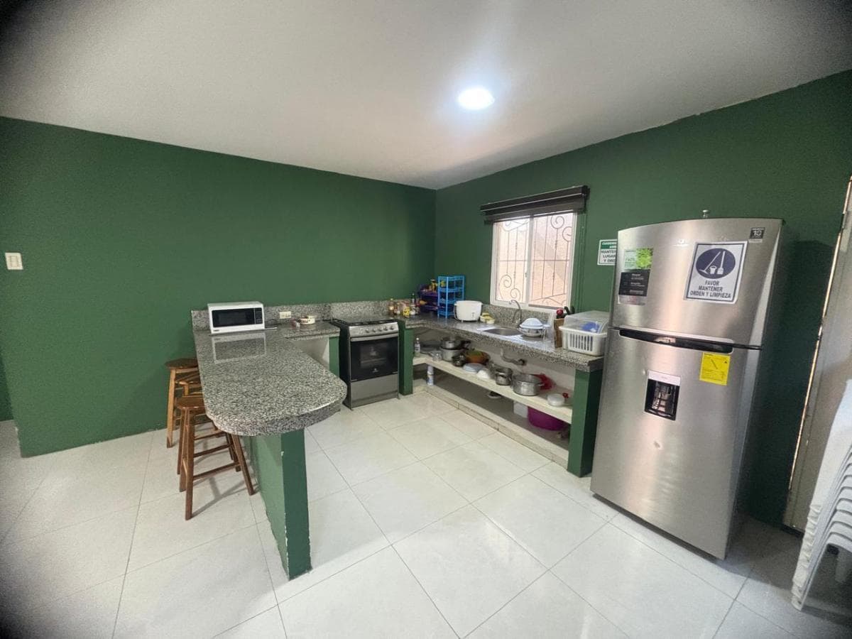 Casa 3 Recámaras en Venta, 264 m² de Terreno Sur de Playas, Lotiz. Marina Beach con Salida Al Mar, Guayas — imagen 7