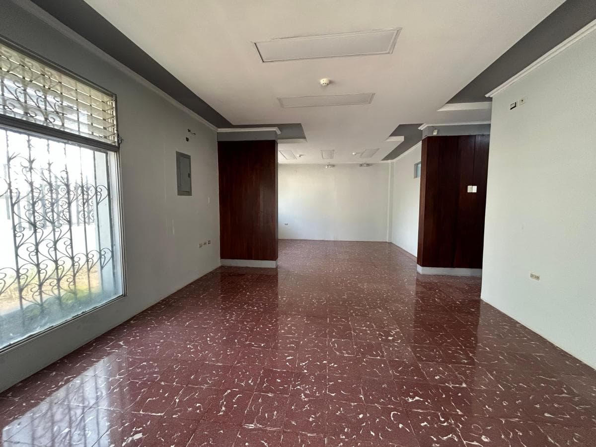 Alquilo/ Vendo Casa Amplia Planta Baja en La Ciudadela Bolivariana, Guayas — imagen 10