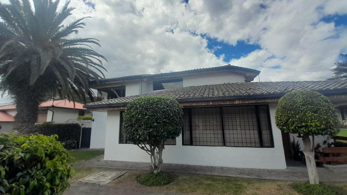 Vendo Casa Rústica en Conjunto Calle Carvajal, Cerca a La Ruta Viva — imagen 10