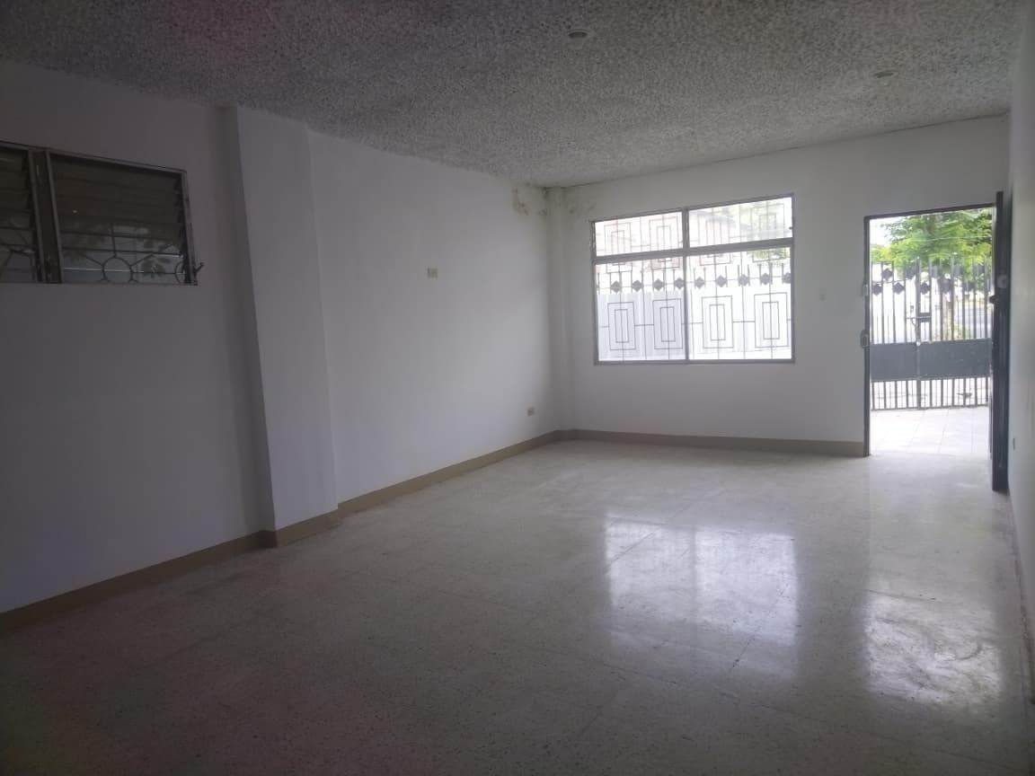 Se Vende Casa Cdla Moran Valverde, Sector Iess (Monij), Guayas — imagen 9