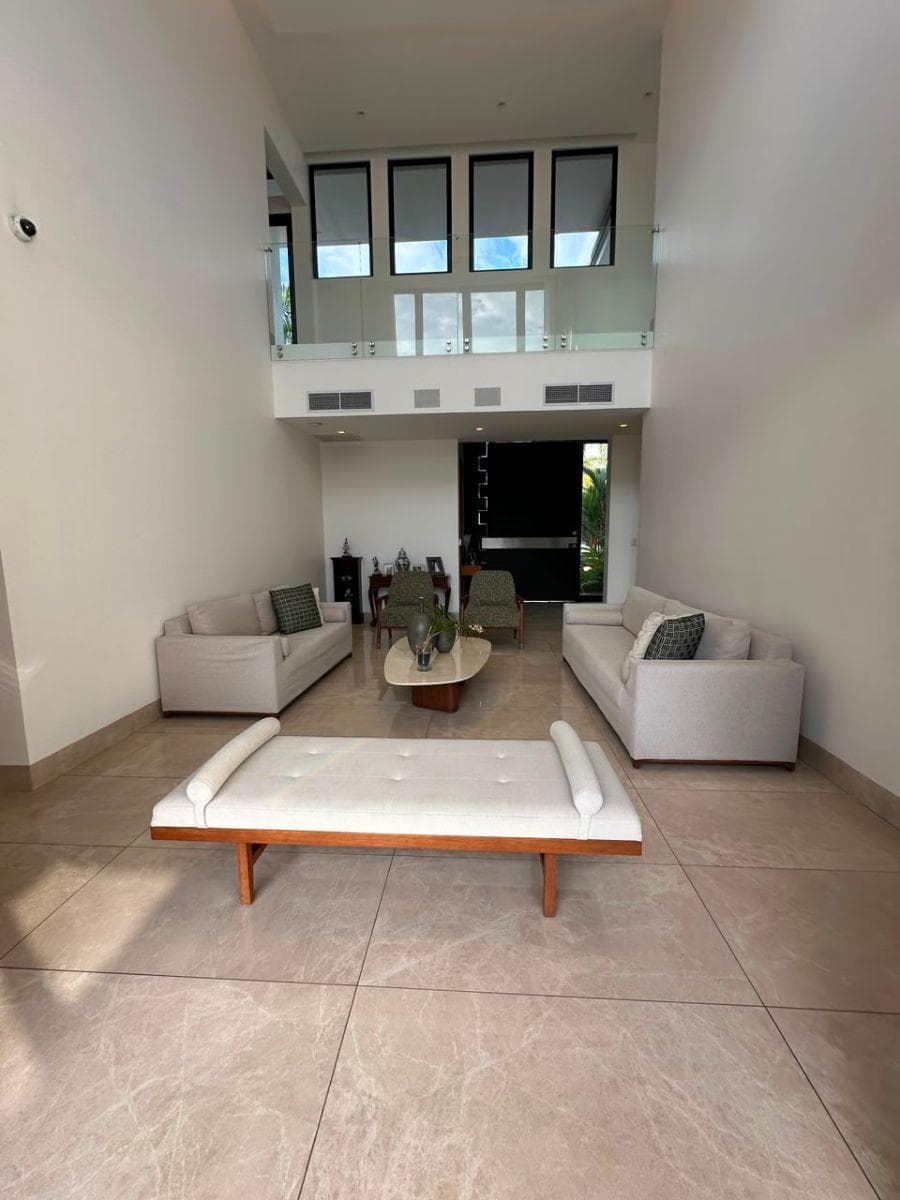 En Venta Casa Vista Al Lago en Samborondon Km 5, Isla Mocoli, Urbanizacion Isla del Río, 440 m², 3d, Guayas — imagen 7