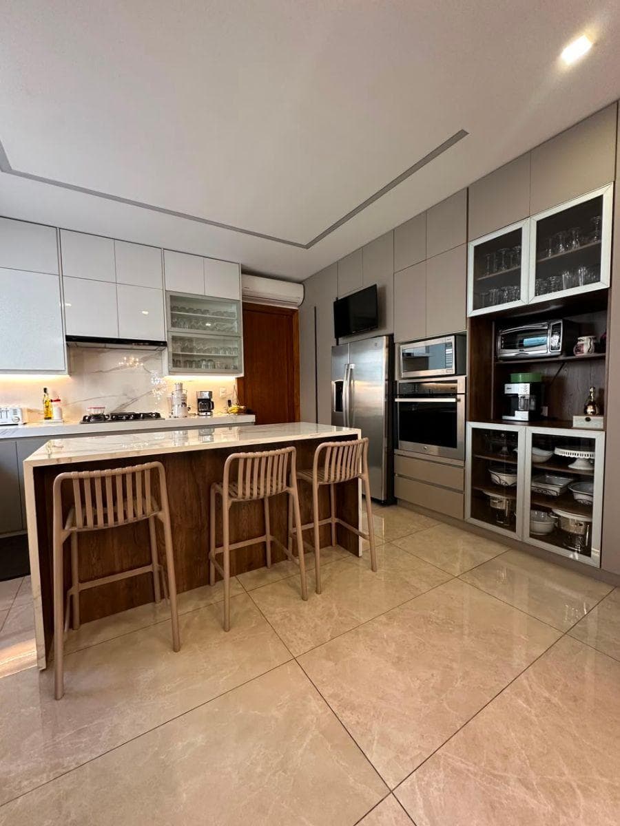 En Venta Casa Vista Al Lago en Samborondon Km 5, Isla Mocoli, Urbanizacion Isla del Río, 440 m², 3d, Guayas — imagen 4