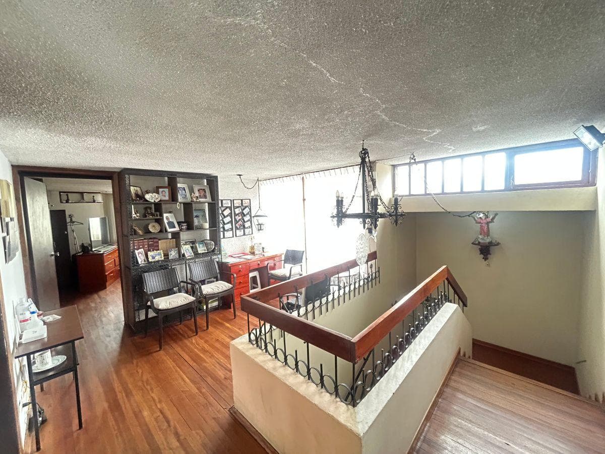 Venta Dos Casas Sector El Carmelo - Av El Inca - Conjunto Cerrado — imagen 5