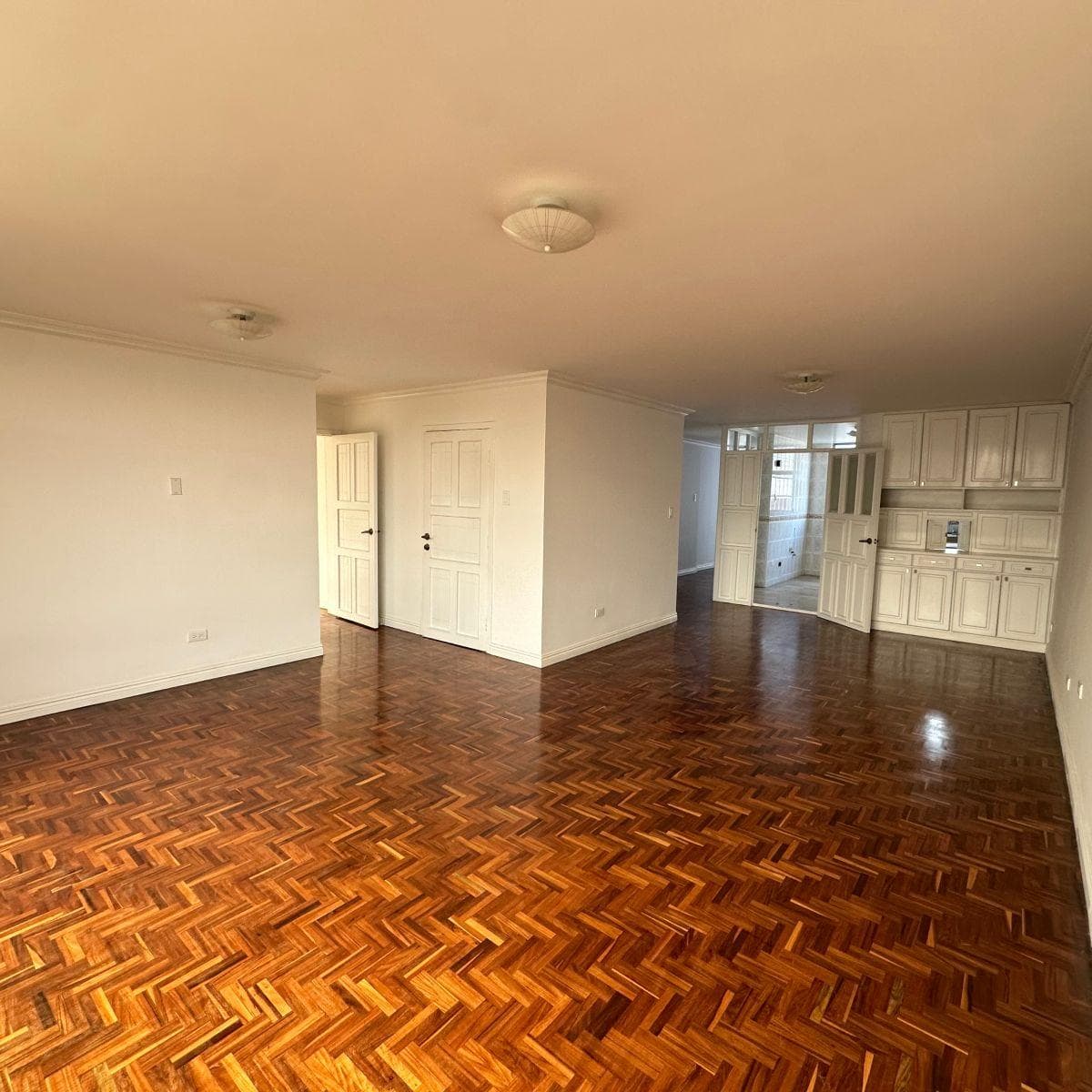 En Venta Casa Rentera de 4 Depts Amplios y Suite — imagen 4