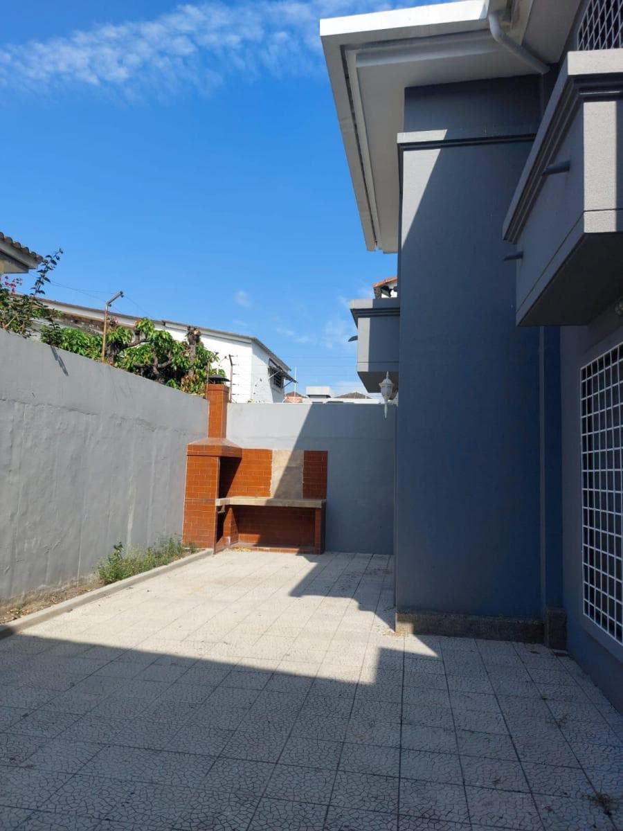Se Alquila Se Vende Propiedad en Kennedy Norte, Comercial. Guayas — imagen 2