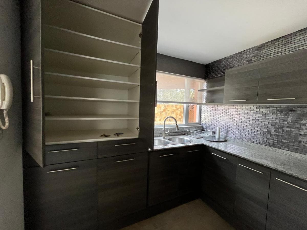 Venta Casa 3 Dorm., en Conjunto en Cumbaya - San Juan — imagen 5