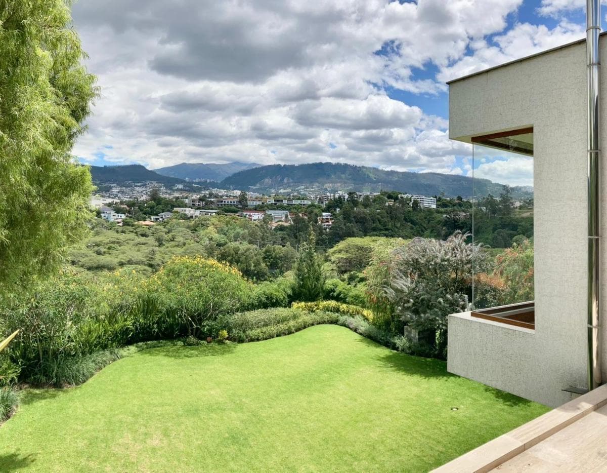 Se Vende Lujosa Casa Sector Rivera de La Viña — imagen 1