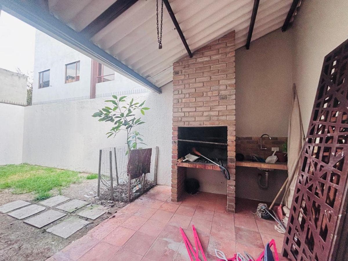 Vendo Casa de Oportunidad Sector Las Pencas Dentro de Ciudadela $137.000, Azuay — imagen 4