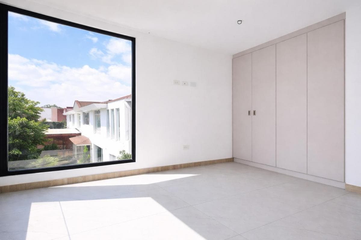 Casa Moderna en Venta Miravalle430 m², 4 Dorm., Ascensor, Vista — imagen 6