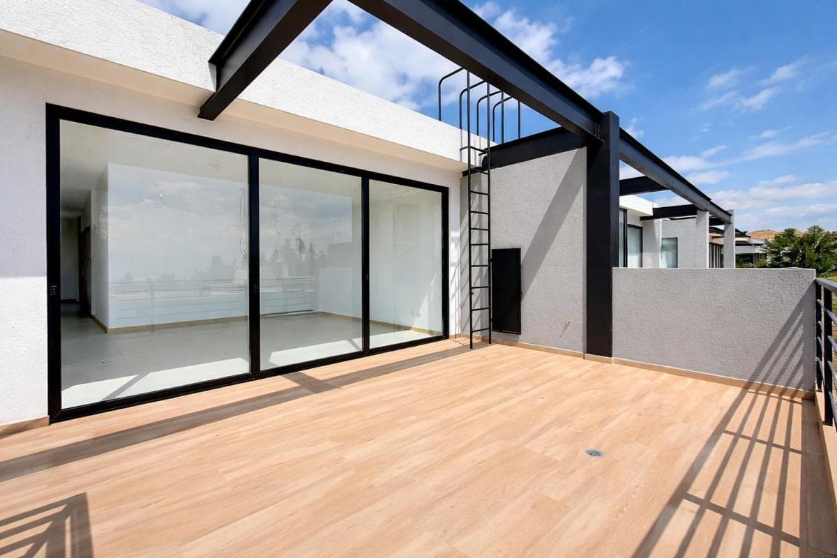 Casa Moderna en Venta Miravalle430 m², 4 Dorm., Ascensor, Vista — imagen 5