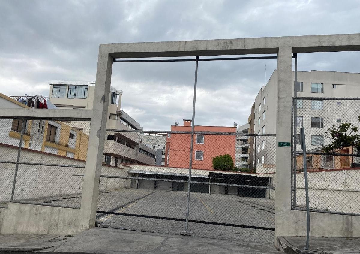Venta Terreno Centro Norte de Quito — imagen 1
