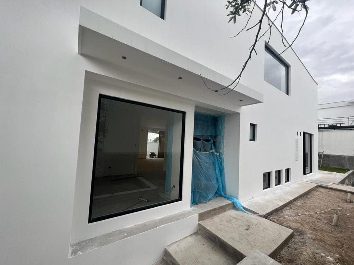 Casa en Venta en Urb. Tacuri, Sector Nayón - Vía Cumbayá — imagen 3