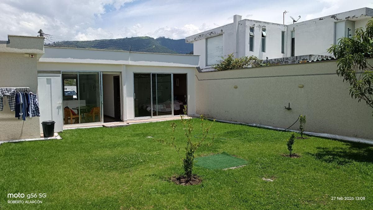 Casa de Venta en Cumbaya 2 Dorm. — imagen 7