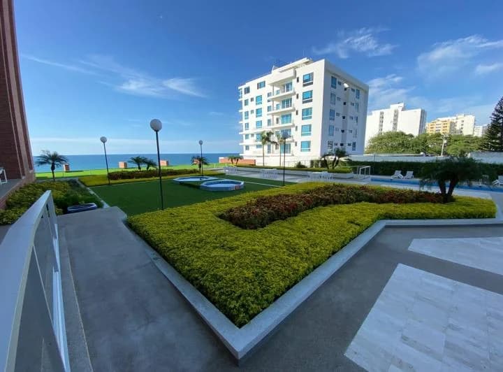 Departamento de Venta en Manta Zona Sur, Manabí — imagen 1