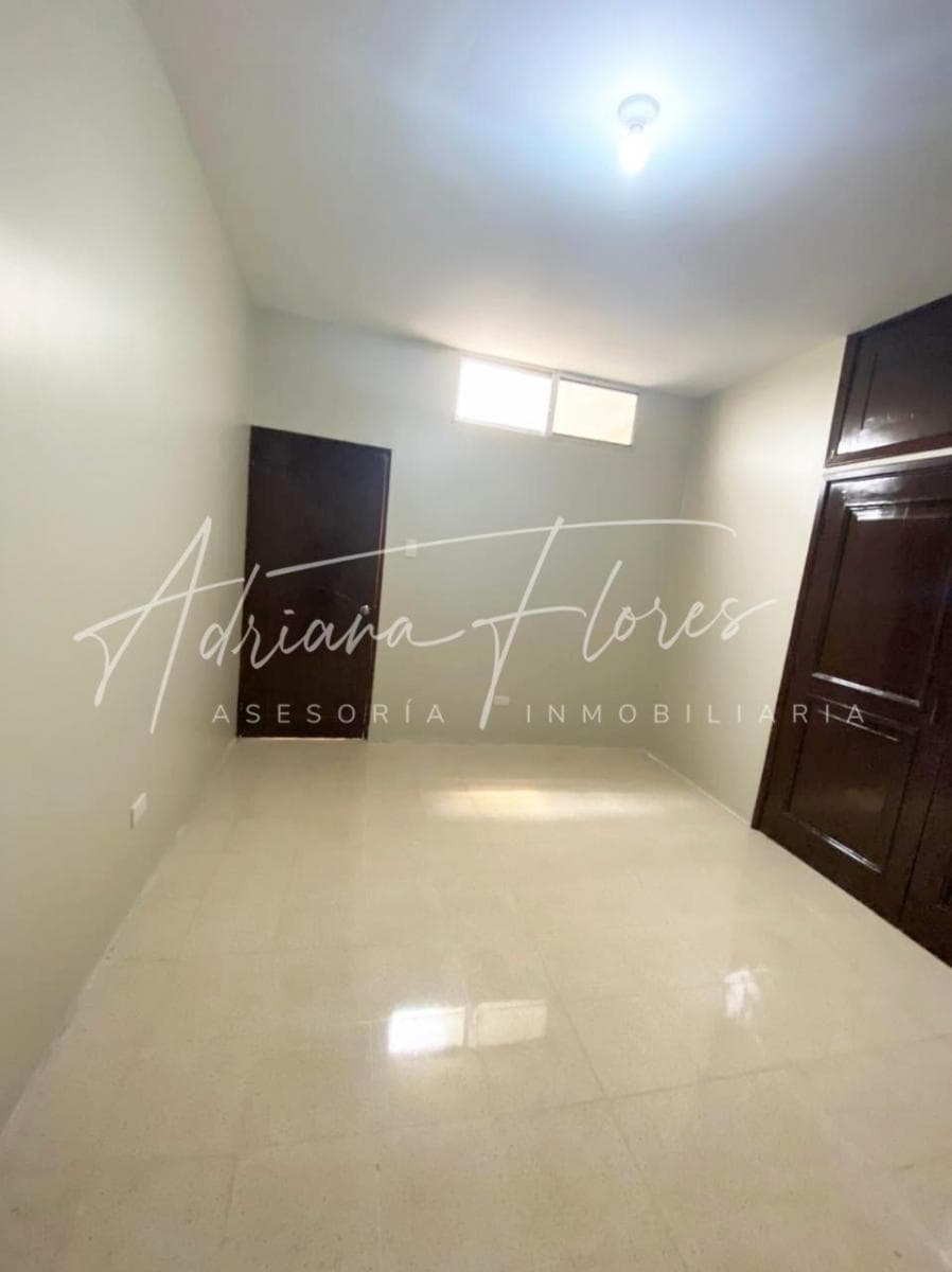 Condominio en Venta en Urdenor 1 Urbanización Cerrada Av Juan Tanca Marengo, Guayas — imagen 3