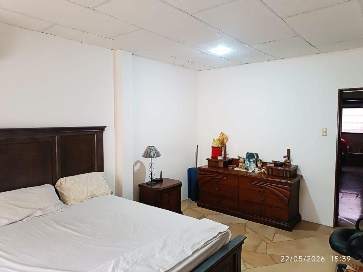 Casa de 120 m² con 3 Habitaciones en Venta en Urdenor 1, Guayas — imagen 5
