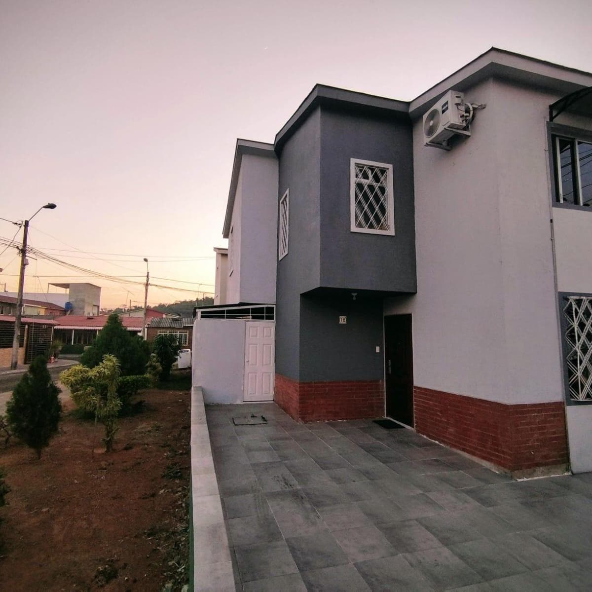 Mucho Lote 2 Urbanizacion Segovia, Guayas — imagen 1