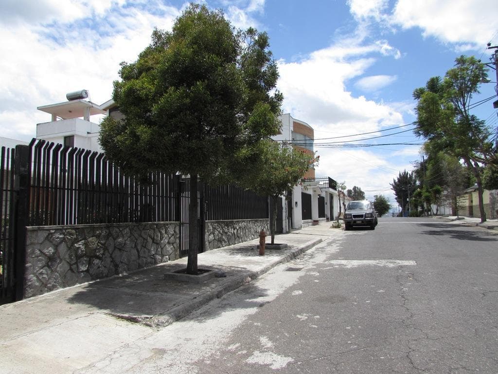 Casa Rentera en Venta 477 m² Carcelén Colegio Einstein — imagen 8