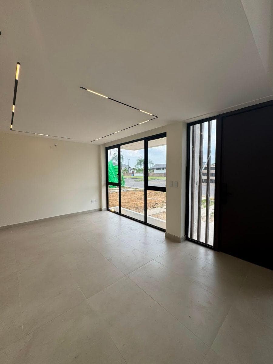 Casa de Estreno Isla Celeste Villa Oasis - Samborondón, Guayas — imagen 1