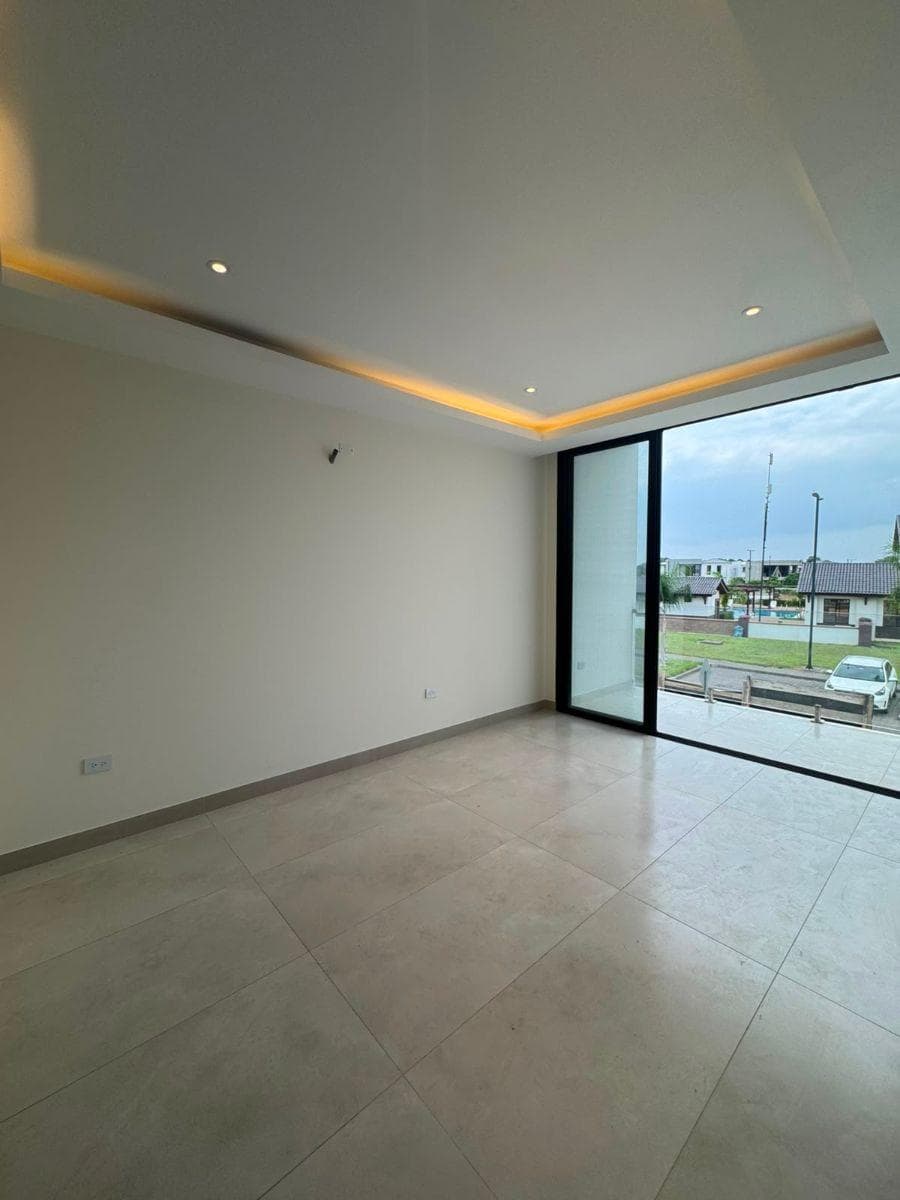 Casa de Estreno Isla Celeste Villa Oasis - Samborondón, Guayas — imagen 3
