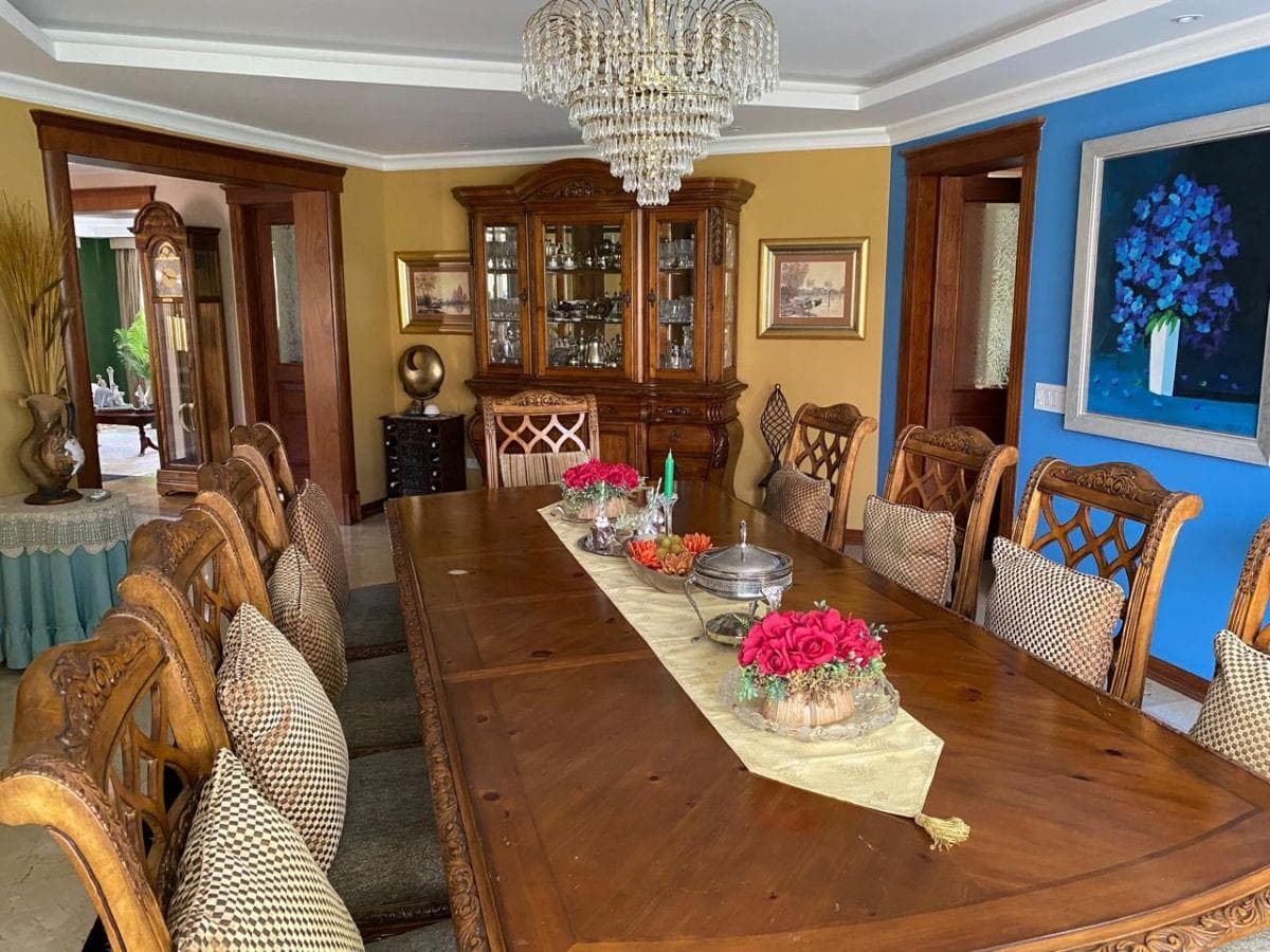 Casa en Conjunto Cerrado con Buenos Espacios — imagen 5