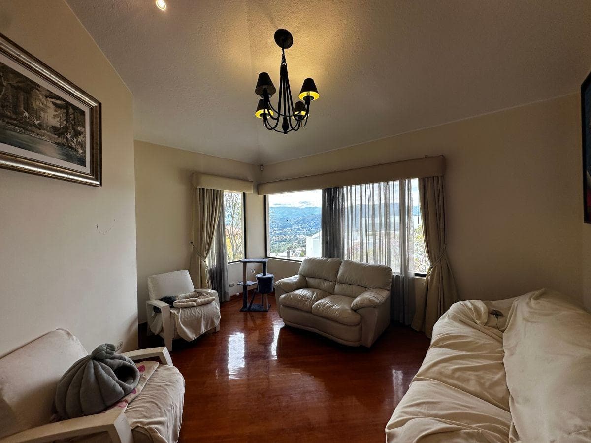 Se Vende Casa Dentro de Urbanización Rincon del Valle — imagen 2