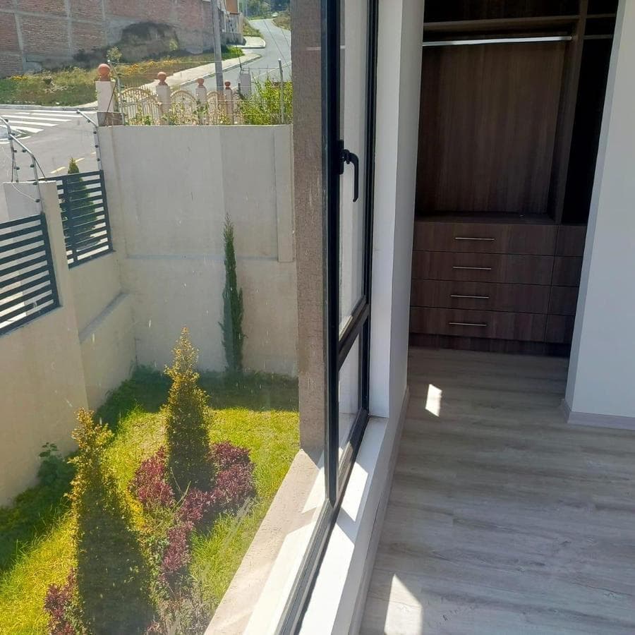 Venta Departamento con Excelente Vista en Sector Universidad Católica, Tungurahua — imagen 10