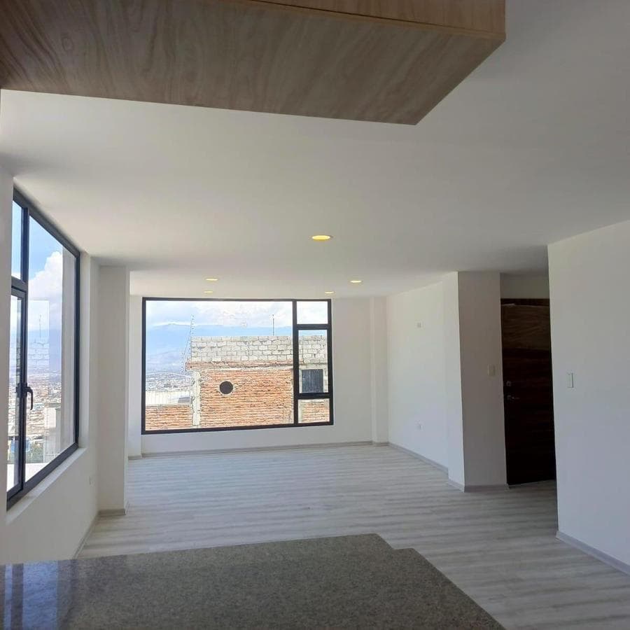 Venta Departamento con Excelente Vista en Sector Universidad Católica, Tungurahua — imagen 8