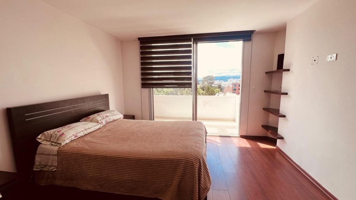 Venta Departamento 2 Habitaciones, con Balcón Sector Quito Tenis — imagen 2