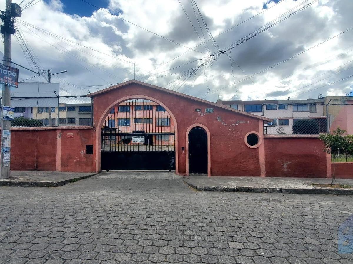 Departamento Amoblado en Venta Al Sur de Quito Sector La Bretaña — imagen 1