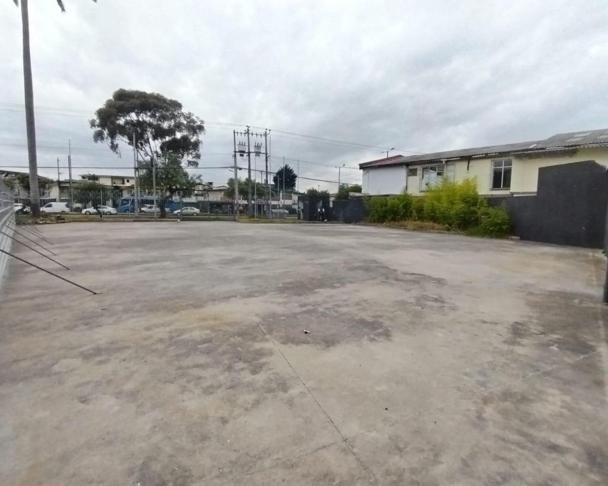 Jv Terreno Zona Norte Sector Av Galo Plaza Lazo, Excelente Terreno en Venta.637 m — imagen 1