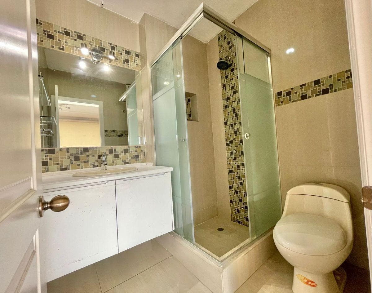Departamento $169.900 de 3 Dorm, 2 Parq, Vista Panorámica, Sector El Bosque con Vista — imagen 4