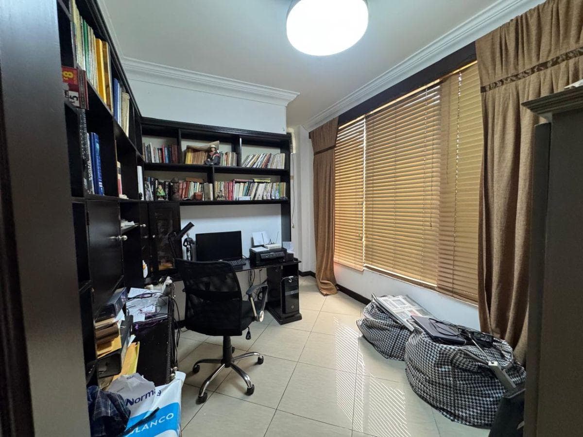 Casa en Venta, Urbanización Santa Cecilia, Guayaquil. Guayas — imagen 3