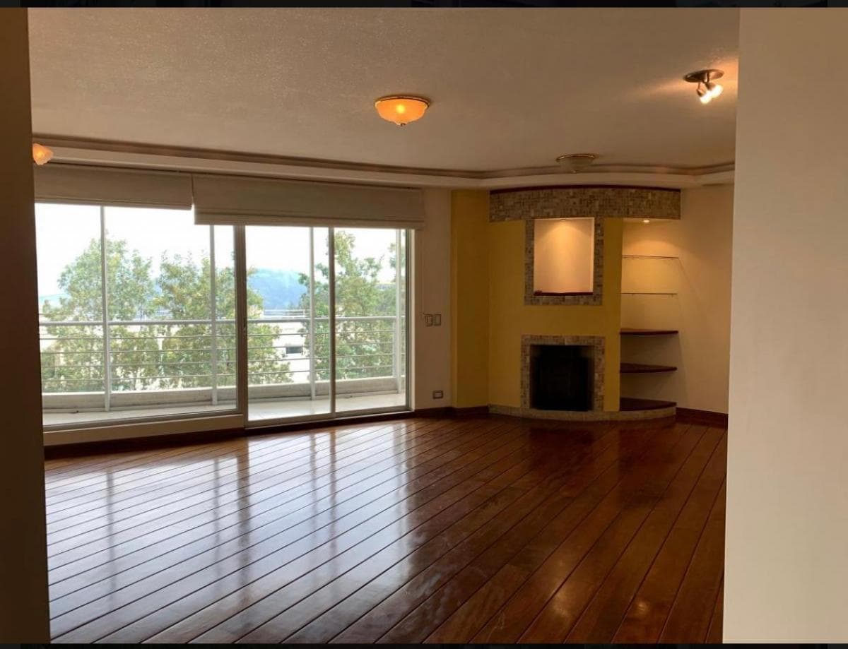Vendo Departamento Lomas de Monteserrin — imagen 2