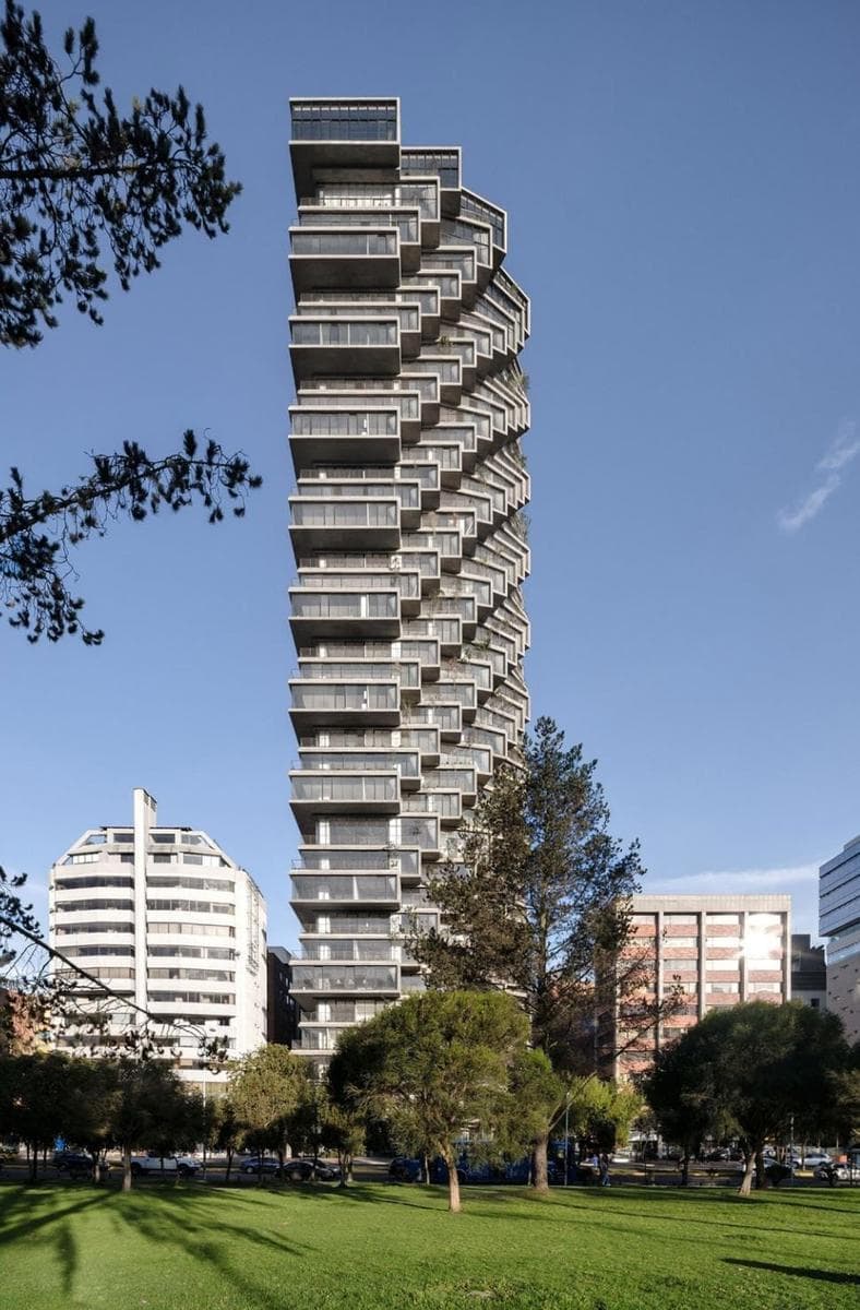 Suite en Venta con Balcón en El Edificio Iqon — imagen 3