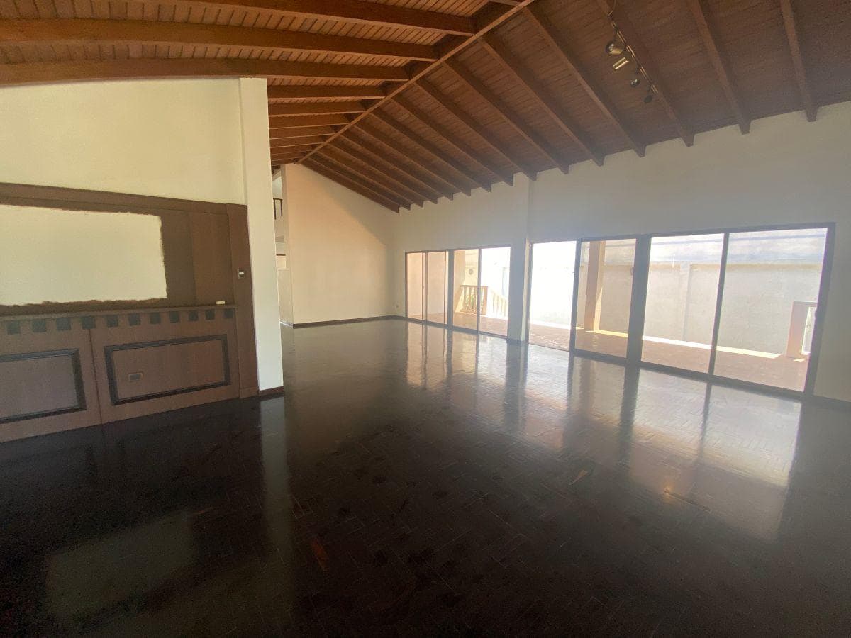 Espectacular Casa Esquinera de Lujo en Venta - Urbanización Olivos 3 | 824 m² de Terreno, Guayas — imagen 7
