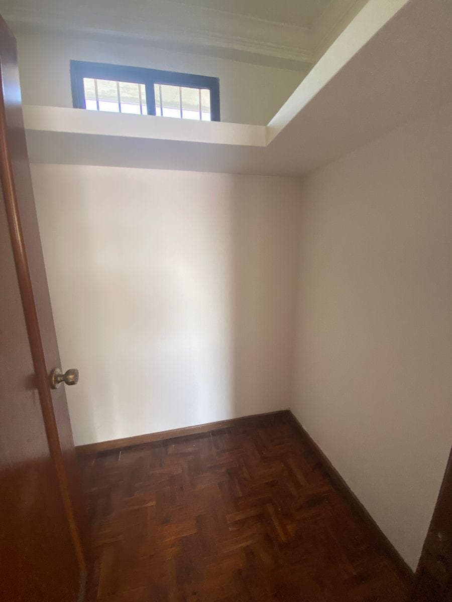 Espectacular Casa Esquinera de Lujo en Venta - Urbanización Olivos 3 | 824 m² de Terreno, Guayas — imagen 4