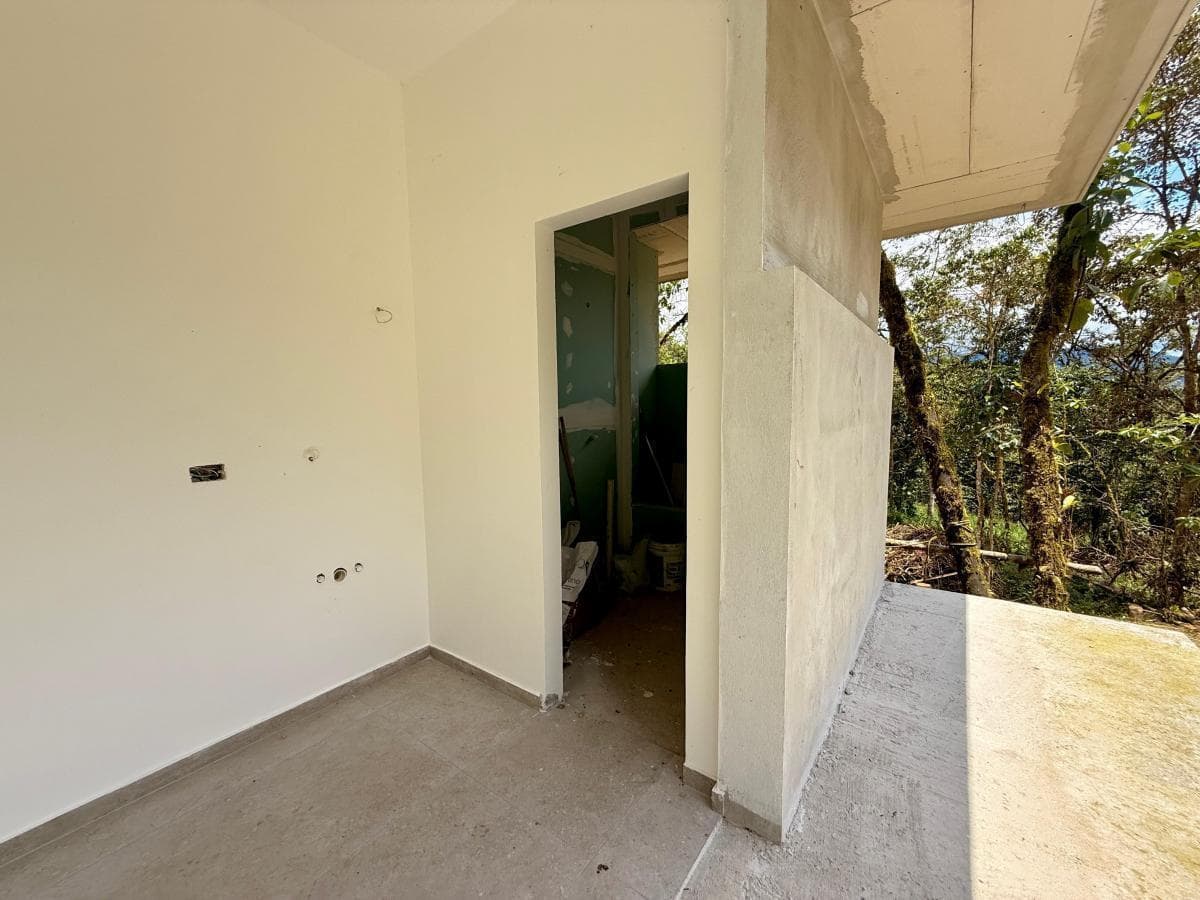 Venta 8 Suites con Jacuzzi en Mindo (Para Vacacionar o Para Inversión 15% Anual Aproximadamente) — imagen 3
