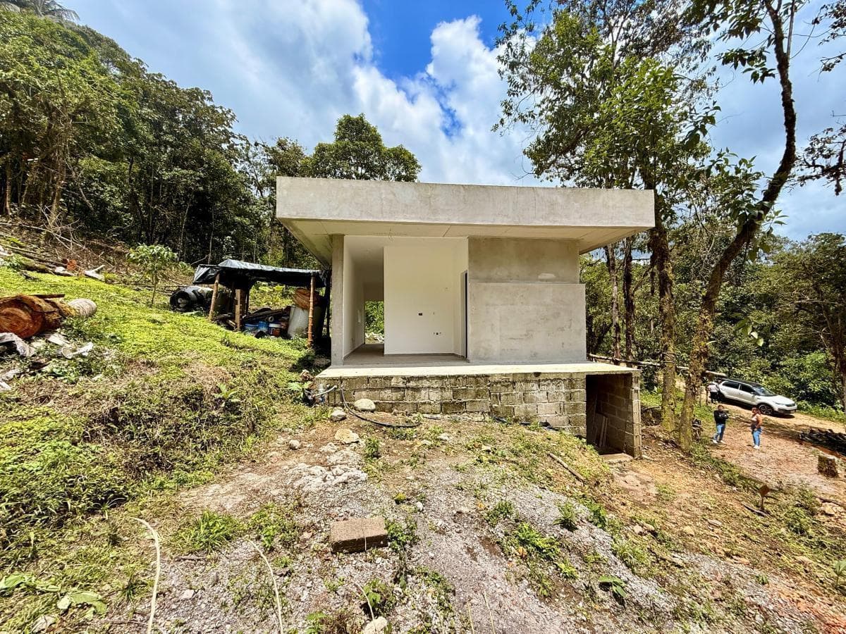 Venta 8 Suites con Jacuzzi en Mindo (Para Vacacionar o Para Inversión 15% Anual Aproximadamente) — imagen 2