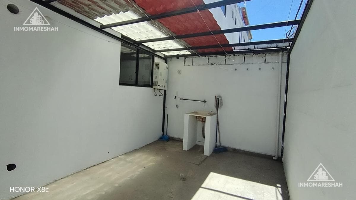 Casa en Venta a Dos Minutos del Coral en Calderon con Seguridad 24/7 — imagen 4