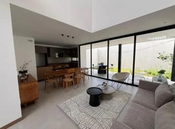 Tumbaco, Última Casa — imagen 2
